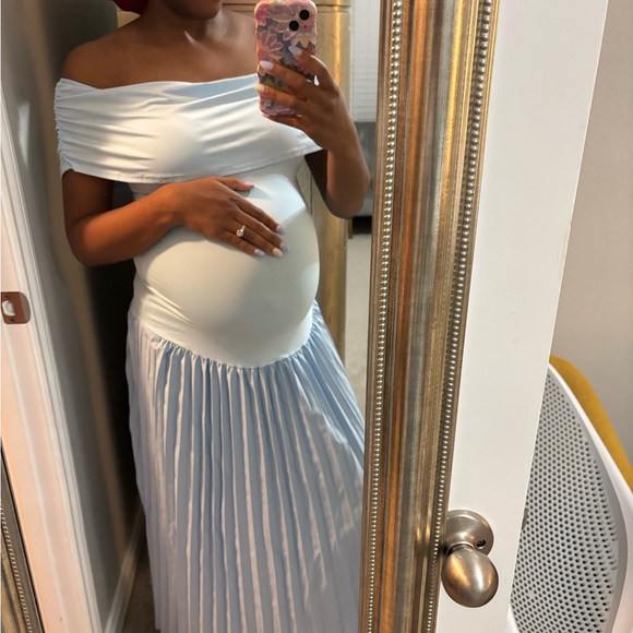 Elegant Blue Maternity Dress (Baby Shower) - Picture 7 of 8